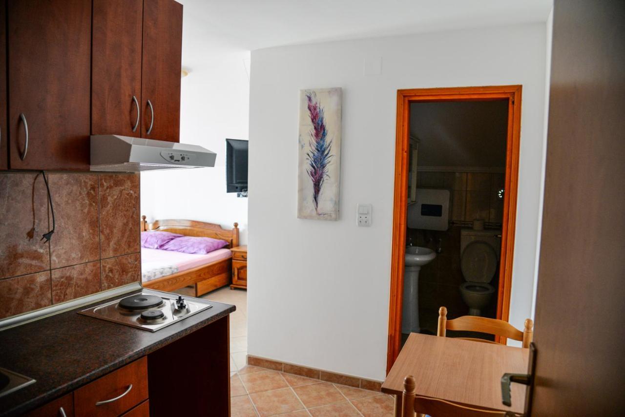 Guest House Ivana Teodo Esterno foto
