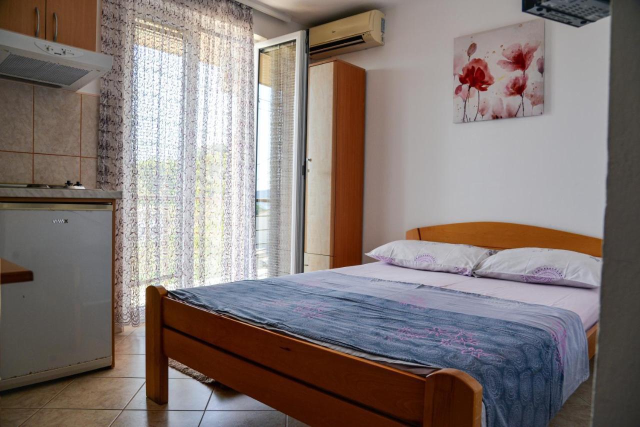 Guest House Ivana Teodo Esterno foto