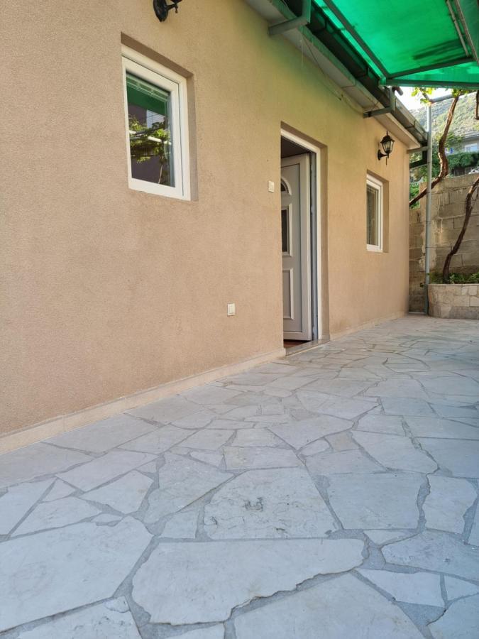 Guest House Ivana Teodo Esterno foto