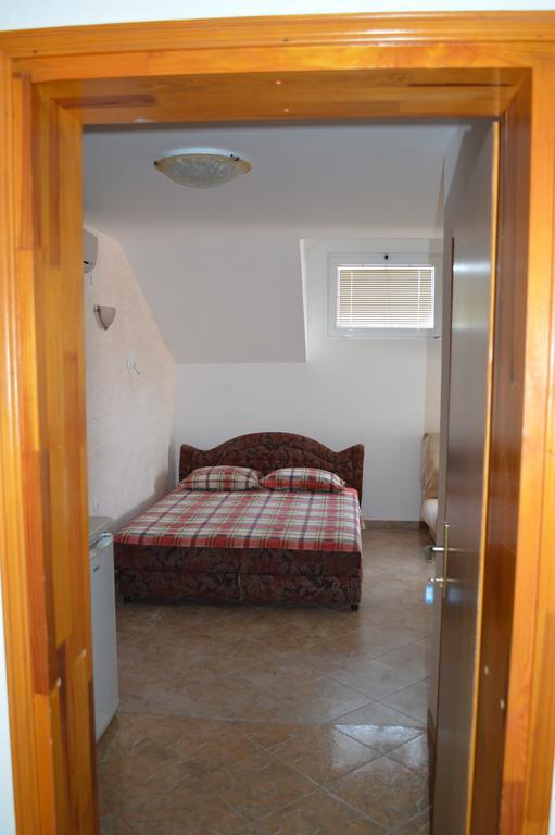 Guest House Ivana Teodo Esterno foto